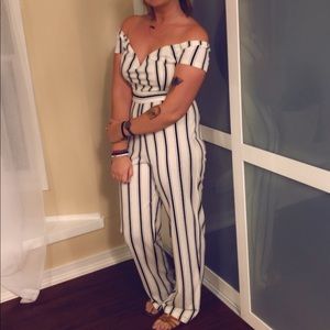 Full jumpsuit super cute